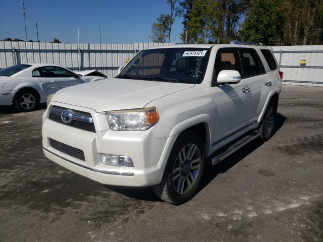 Photo 1 VIN: JTEBU5JR4D5128933 - TOYOTA 4RUNNER SR 