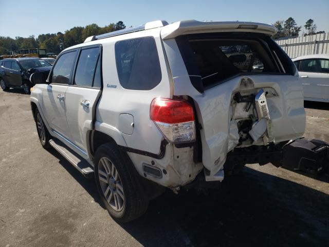 Photo 2 VIN: JTEBU5JR4D5128933 - TOYOTA 4RUNNER SR 