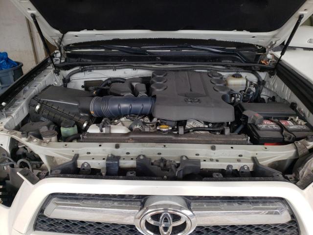 Photo 11 VIN: JTEBU5JR4D5136806 - TOYOTA 4RUNNER SR 