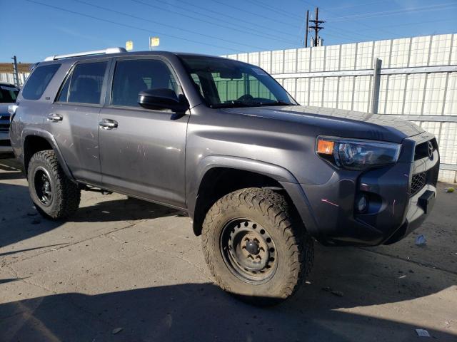 Photo 3 VIN: JTEBU5JR4G5301421 - TOYOTA 4RUNNER SR 