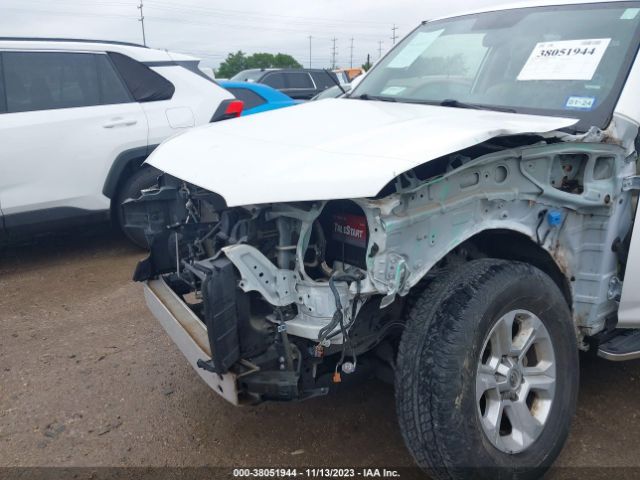 Photo 5 VIN: JTEBU5JR4G5307431 - TOYOTA 4RUNNER 