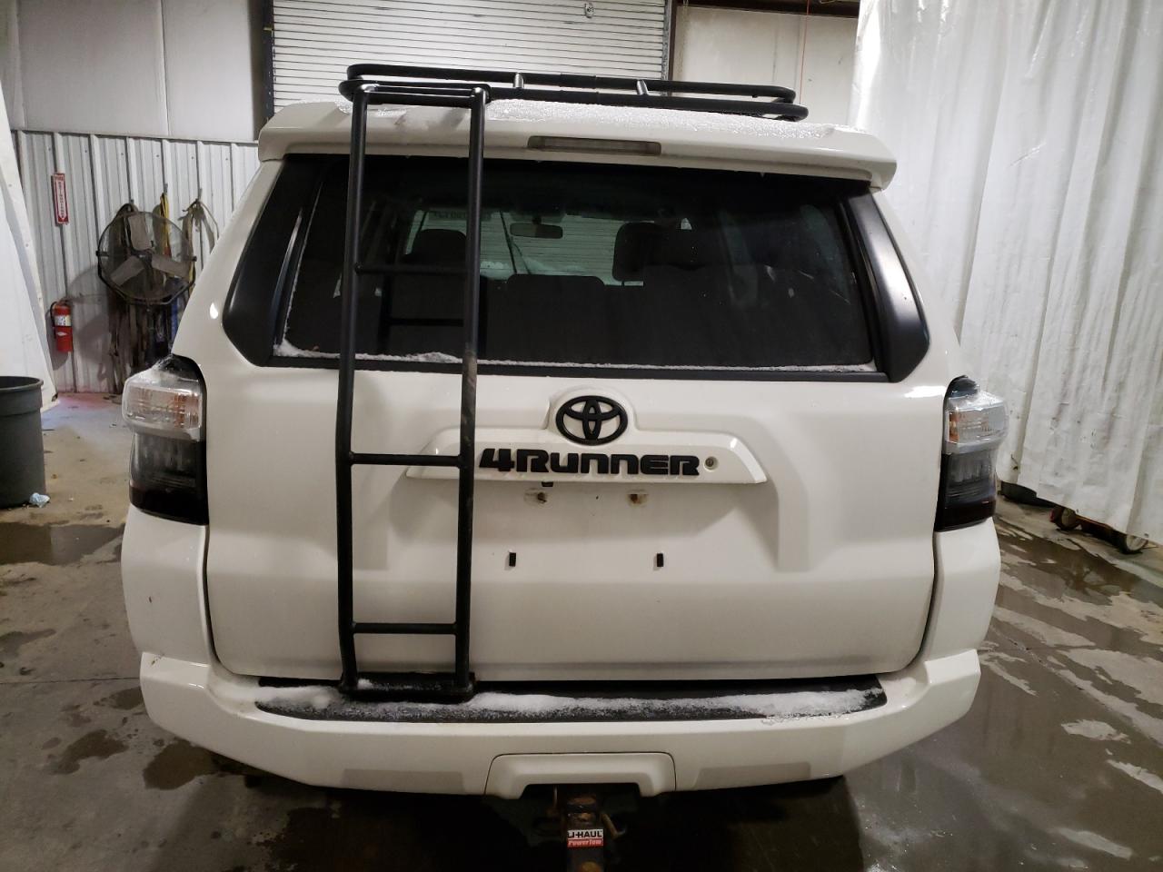 Photo 5 VIN: JTEBU5JR4H5446850 - TOYOTA 4RUNNER 