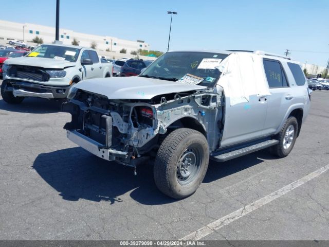 Photo 1 VIN: JTEBU5JR4J5517180 - TOYOTA 4RUNNER 