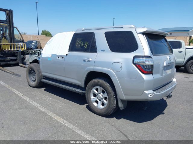 Photo 2 VIN: JTEBU5JR4J5517180 - TOYOTA 4RUNNER 