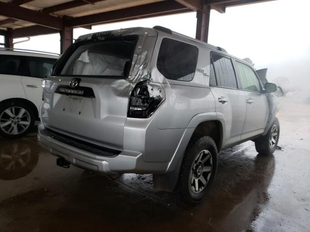 Photo 3 VIN: JTEBU5JR4J5523805 - TOYOTA 4RUNNER SR 