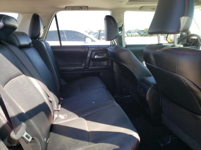 Photo 5 VIN: JTEBU5JR4J5529877 - TOYOTA 4RUNNER SR 