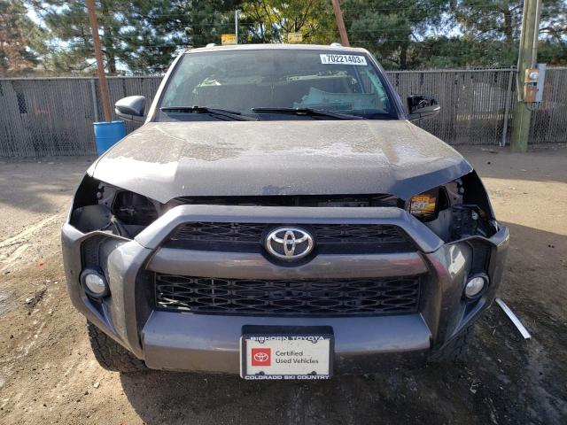 Photo 4 VIN: JTEBU5JR4J5583082 - TOYOTA 4RUNNER 