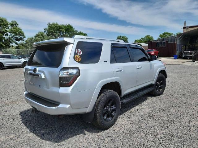 Photo 3 VIN: JTEBU5JR4J5605551 - TOYOTA 4RUNNER SR 