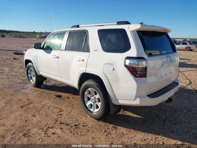 Photo 2 VIN: JTEBU5JR4K5623744 - TOYOTA 4RUNNER 