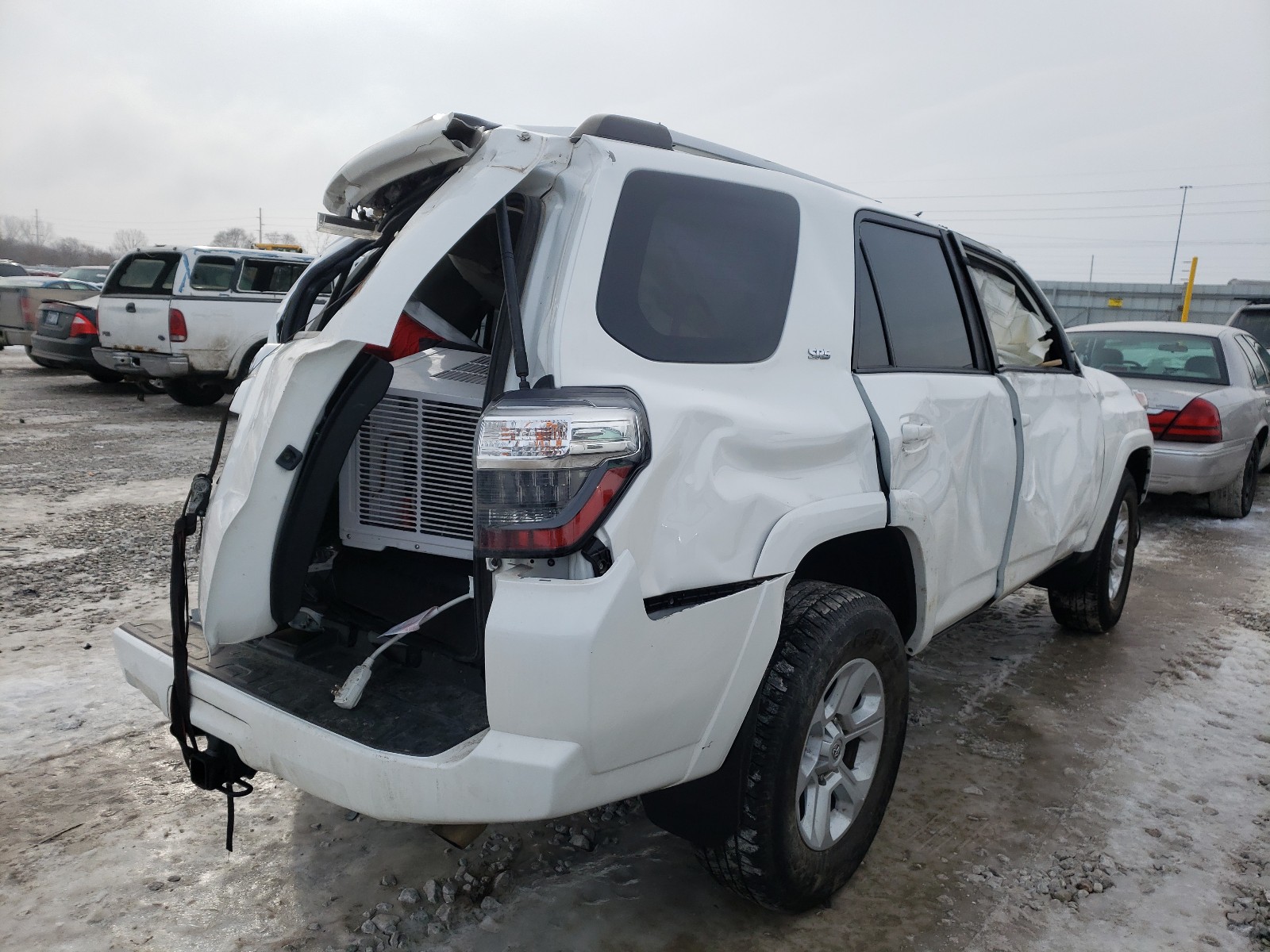 Photo 3 VIN: JTEBU5JR4K5631424 - TOYOTA 4RUNNER SR 