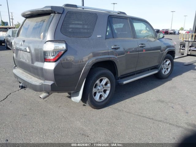 Photo 3 VIN: JTEBU5JR4K5637479 - TOYOTA 4RUNNER 