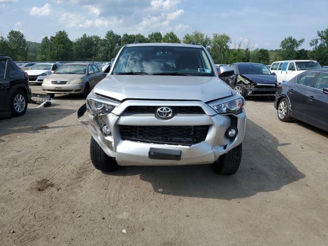 Photo 4 VIN: JTEBU5JR4K5664181 - TOYOTA 4RUNNER SR 