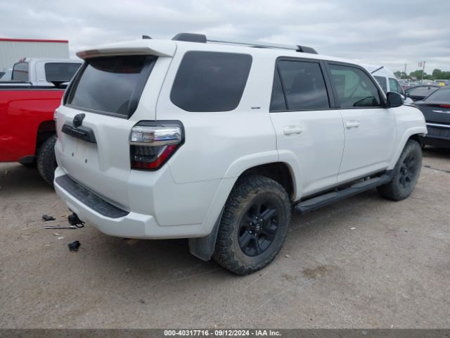 Photo 3 VIN: JTEBU5JR4K5685466 - TOYOTA 4RUNNER 