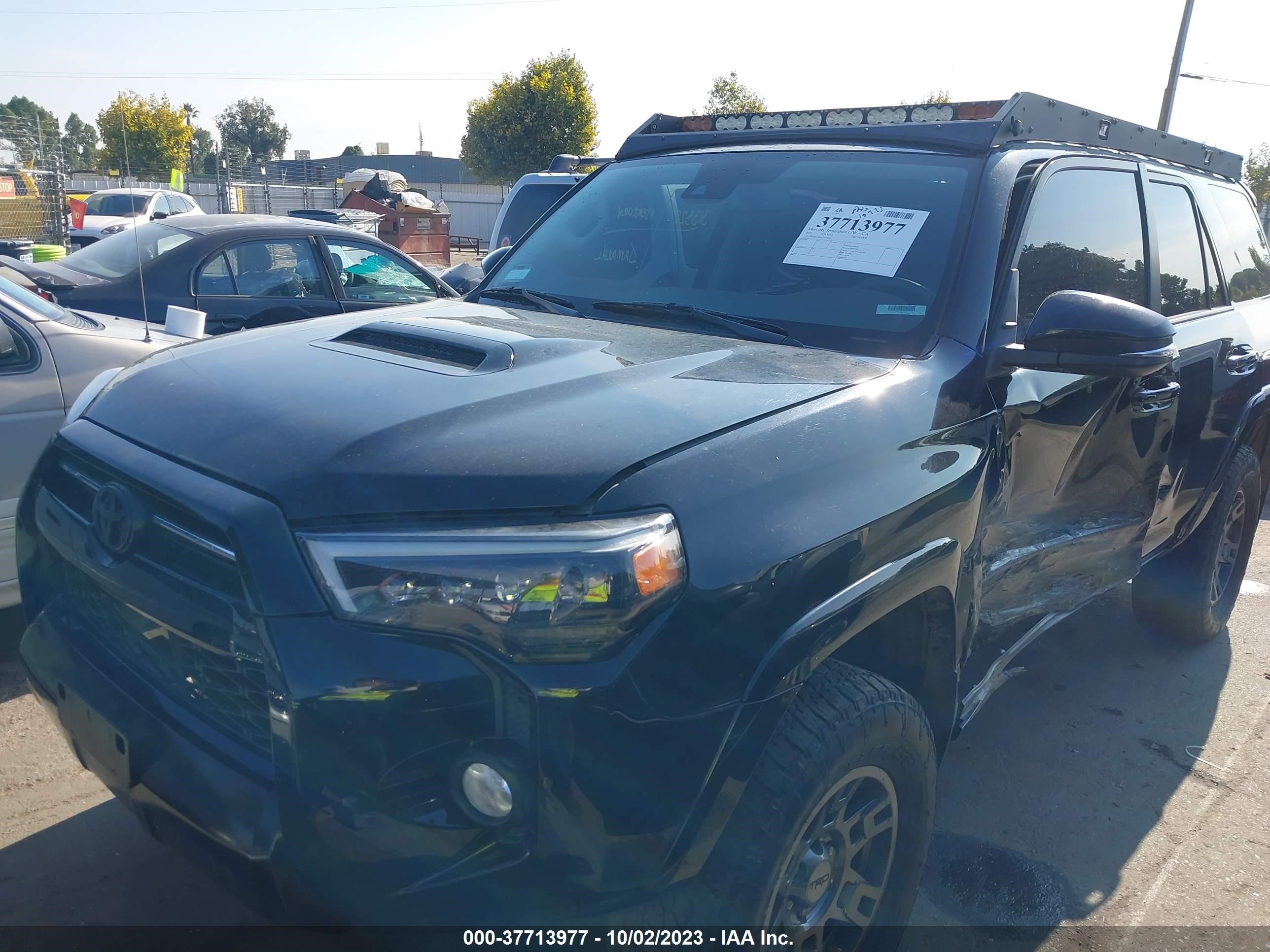 Photo 1 VIN: JTEBU5JR4L5771040 - TOYOTA 4RUNNER 