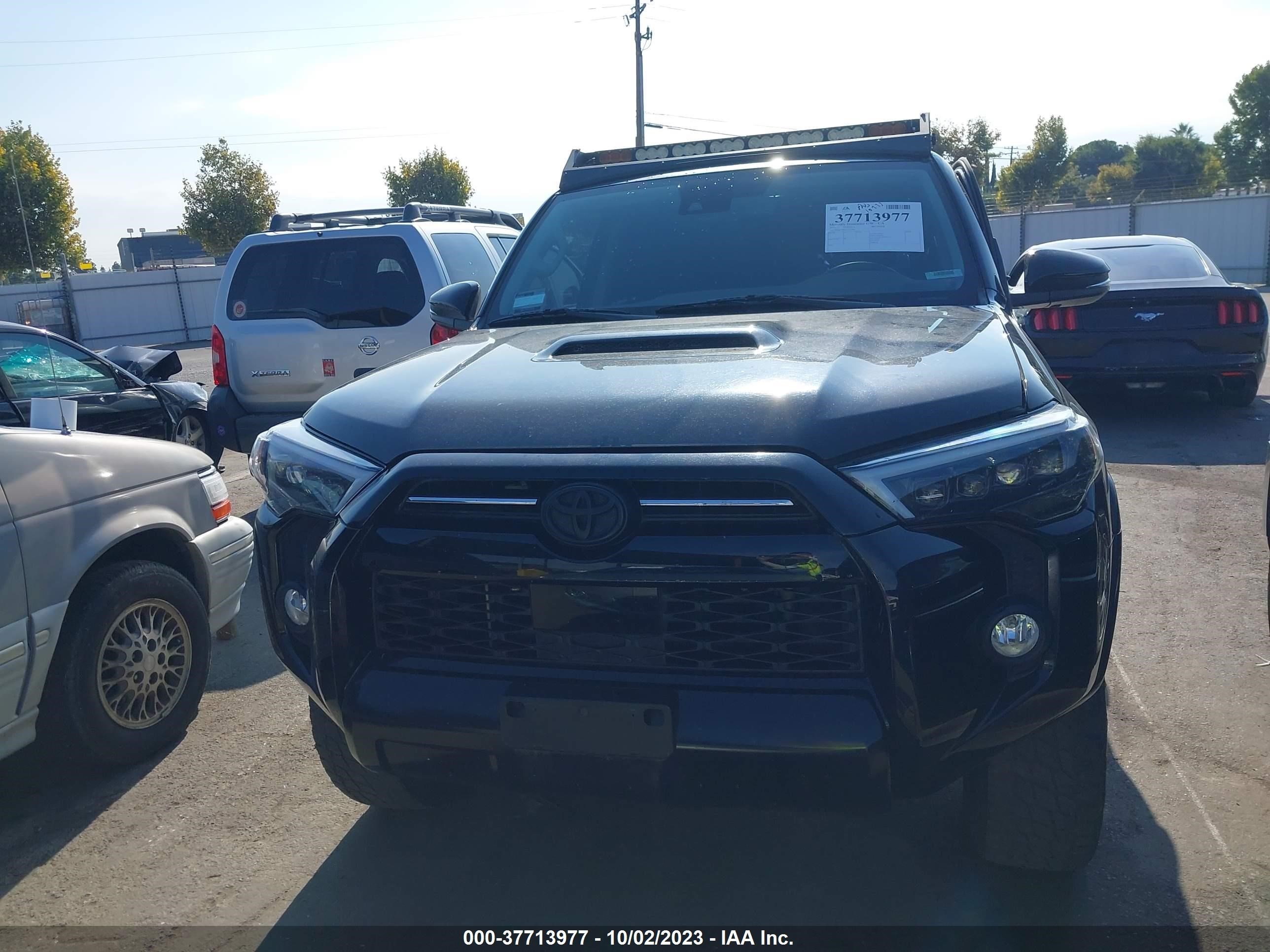 Photo 12 VIN: JTEBU5JR4L5771040 - TOYOTA 4RUNNER 