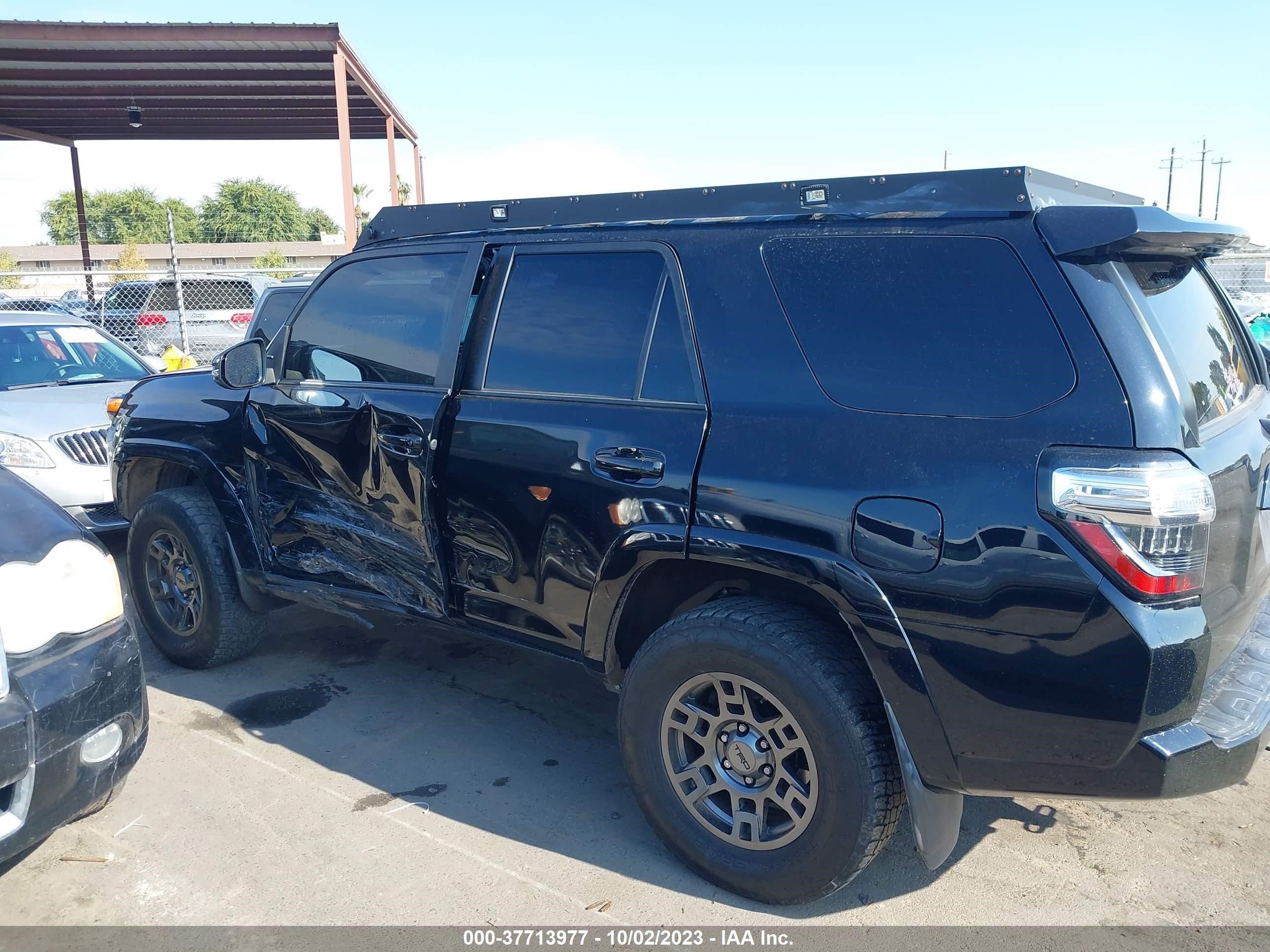 Photo 14 VIN: JTEBU5JR4L5771040 - TOYOTA 4RUNNER 