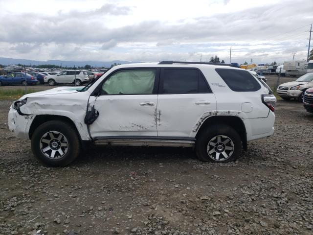 Photo 9 VIN: JTEBU5JR4L5779042 - TOYOTA 4RUNNER SR 