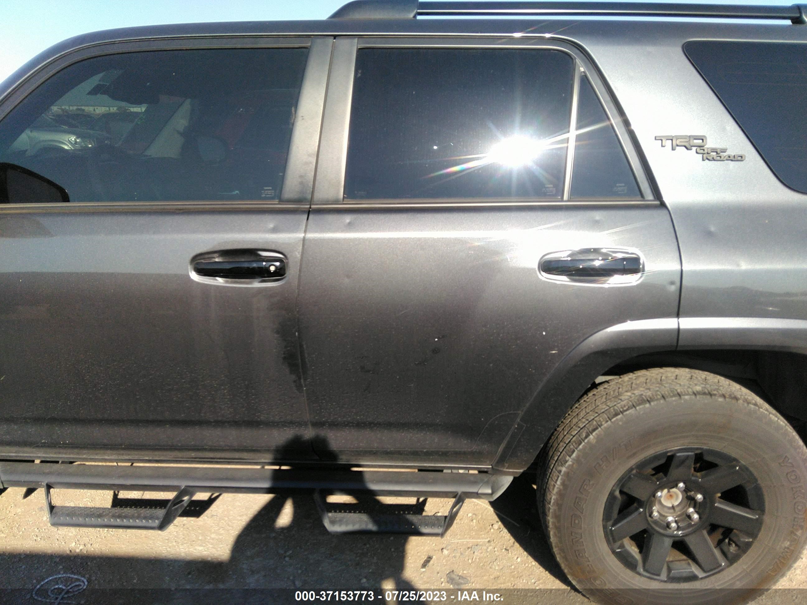 Photo 13 VIN: JTEBU5JR4L5813206 - TOYOTA 4RUNNER 