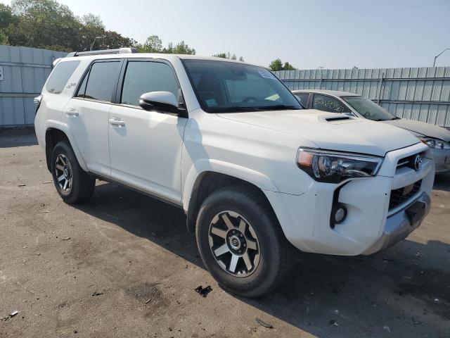 Photo 3 VIN: JTEBU5JR4L5834413 - TOYOTA 4RUNNER 