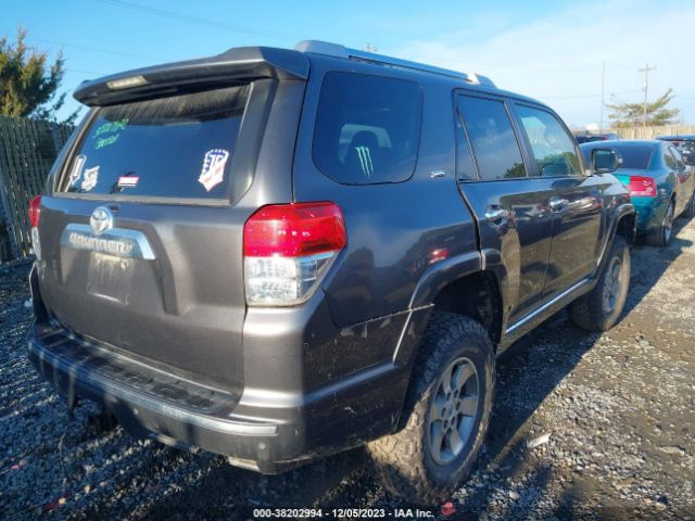 Photo 3 VIN: JTEBU5JR5A5003645 - TOYOTA 4RUNNER 