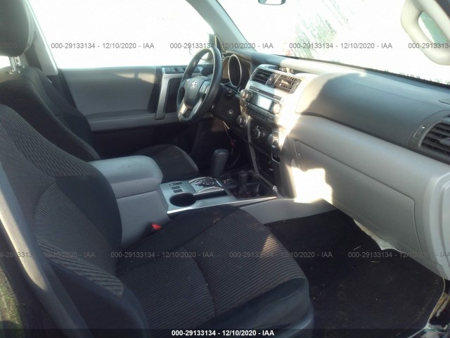 Photo 4 VIN: JTEBU5JR5A5006982 - TOYOTA 4RUNNER 