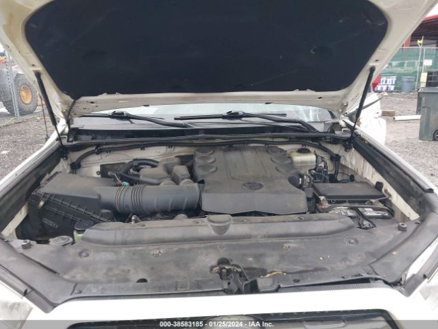 Photo 9 VIN: JTEBU5JR5A5026729 - TOYOTA 4RUNNER 