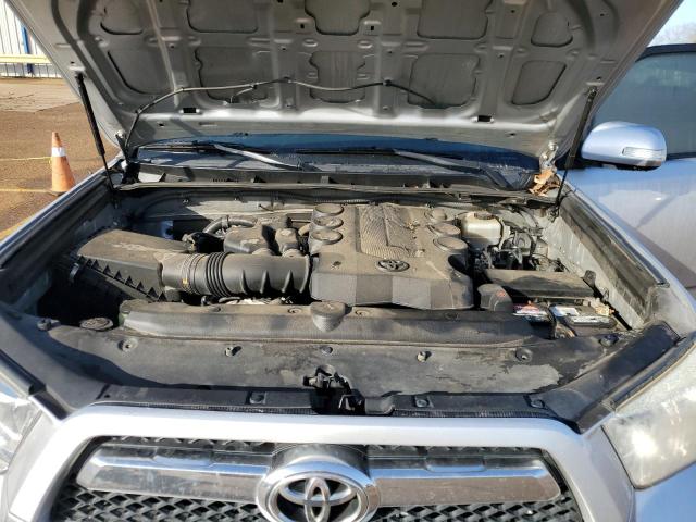 Photo 11 VIN: JTEBU5JR5B5045640 - TOYOTA 4RUNNER SR 