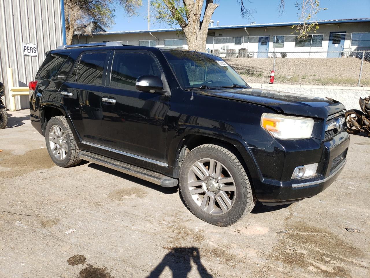 Photo 3 VIN: JTEBU5JR5B5053768 - TOYOTA 4RUNNER 