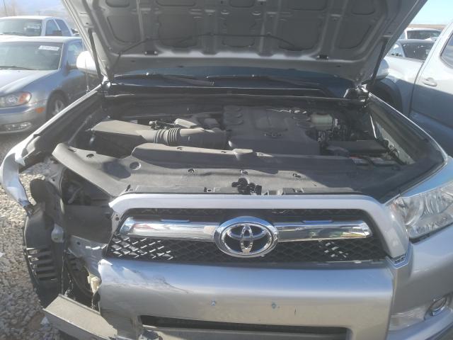 Photo 6 VIN: JTEBU5JR5B5055701 - TOYOTA 4RUNNER SR 