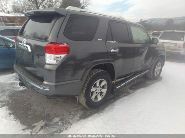 Photo 3 VIN: JTEBU5JR5B5055813 - TOYOTA 4RUNNER 