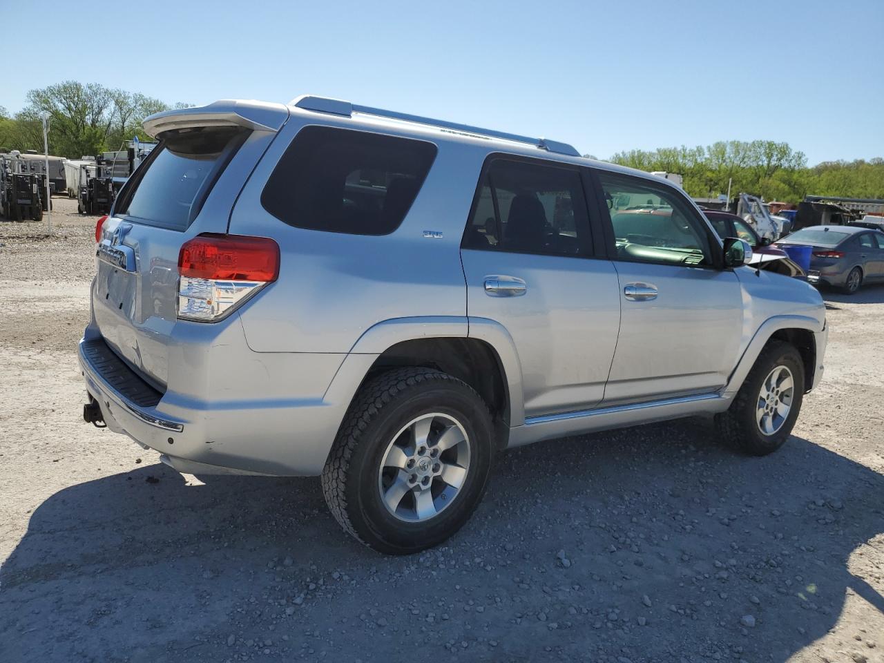 Photo 2 VIN: JTEBU5JR5C5087405 - TOYOTA 4RUNNER 