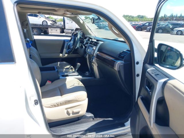 Photo 4 VIN: JTEBU5JR5E5183456 - TOYOTA 4RUNNER 