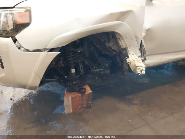 Photo 5 VIN: JTEBU5JR5F5216473 - TOYOTA 4RUNNER 