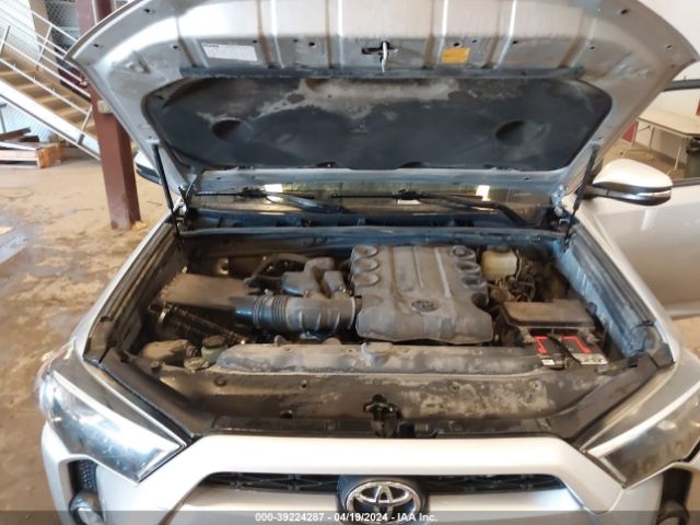 Photo 9 VIN: JTEBU5JR5F5216473 - TOYOTA 4RUNNER 