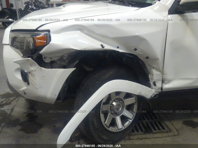 Photo 5 VIN: JTEBU5JR5F5221706 - TOYOTA 4RUNNER 