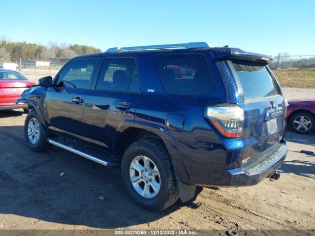 Photo 2 VIN: JTEBU5JR5F5252762 - TOYOTA 4RUNNER 