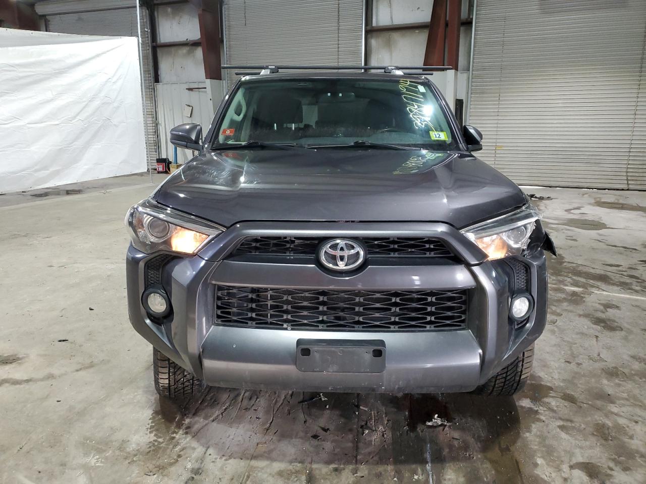 Photo 4 VIN: JTEBU5JR5F5252857 - TOYOTA 4RUNNER 