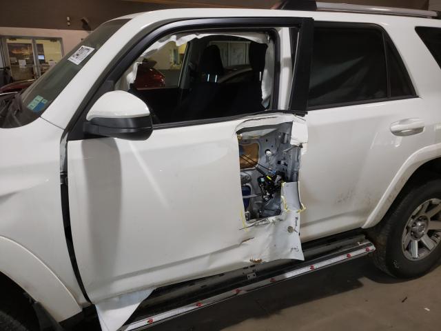 Photo 8 VIN: JTEBU5JR5G5316400 - TOYOTA 4RUNNER SR 