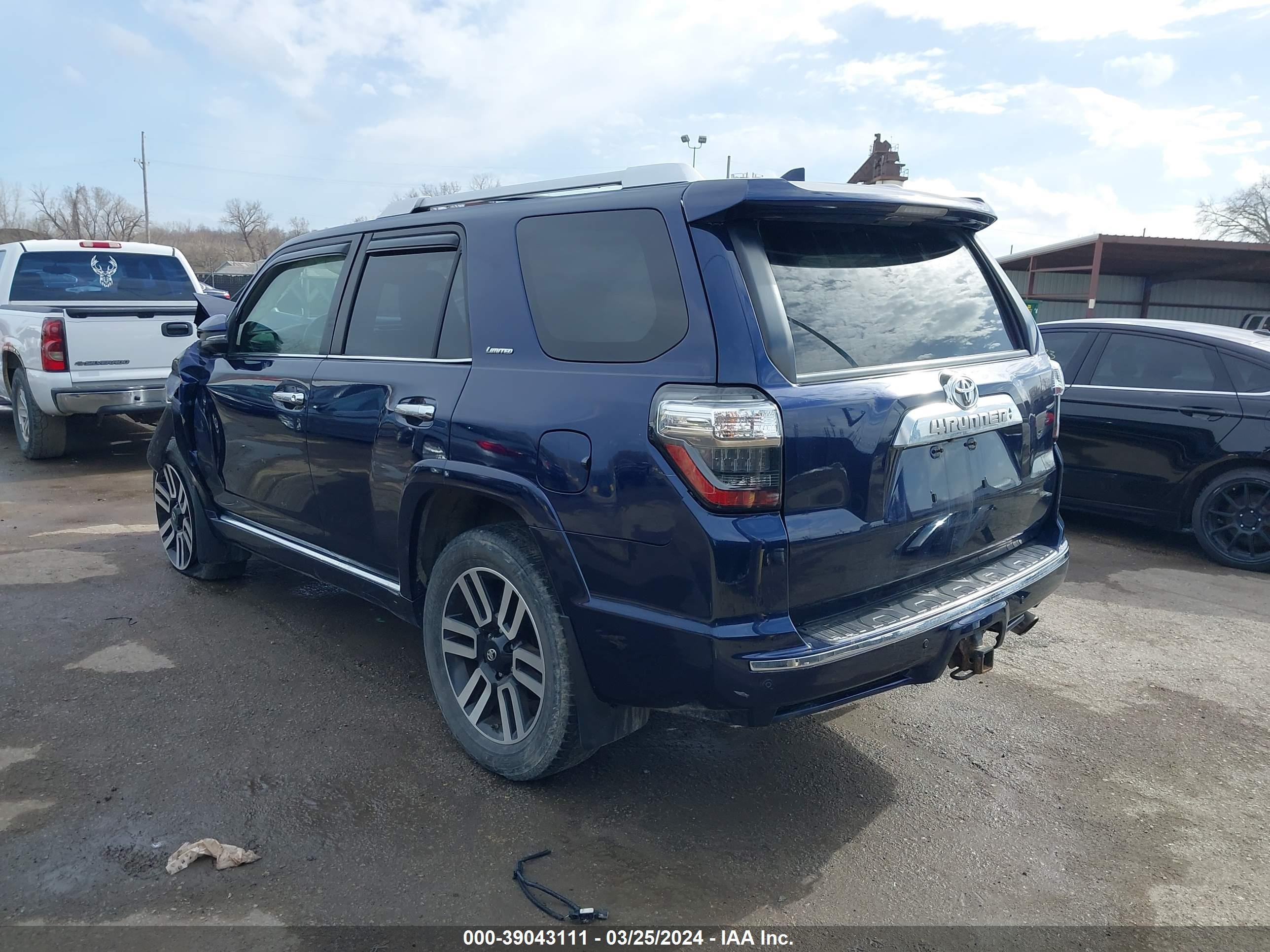 Photo 2 VIN: JTEBU5JR5G5338249 - TOYOTA 4RUNNER 