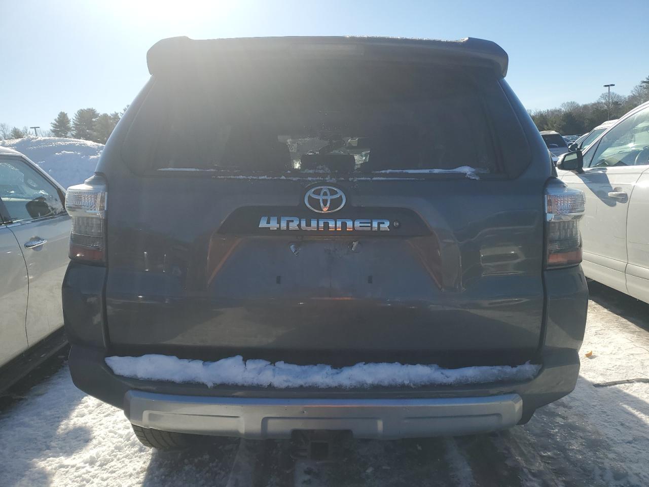 Photo 5 VIN: JTEBU5JR5G5340504 - TOYOTA 4RUNNER 