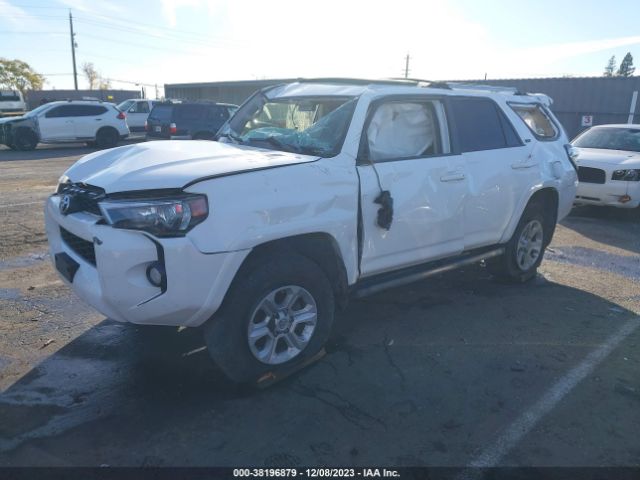 Photo 1 VIN: JTEBU5JR5G5352412 - TOYOTA 4RUNNER 