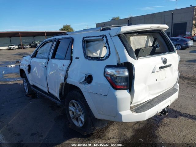 Photo 2 VIN: JTEBU5JR5G5352412 - TOYOTA 4RUNNER 