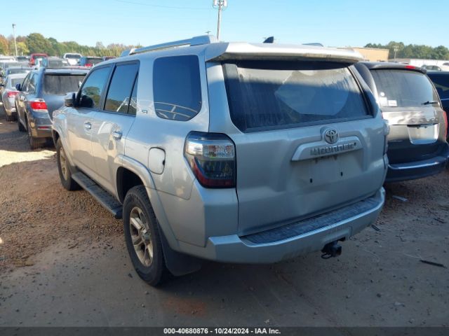 Photo 2 VIN: JTEBU5JR5G5392330 - TOYOTA 4RUNNER 