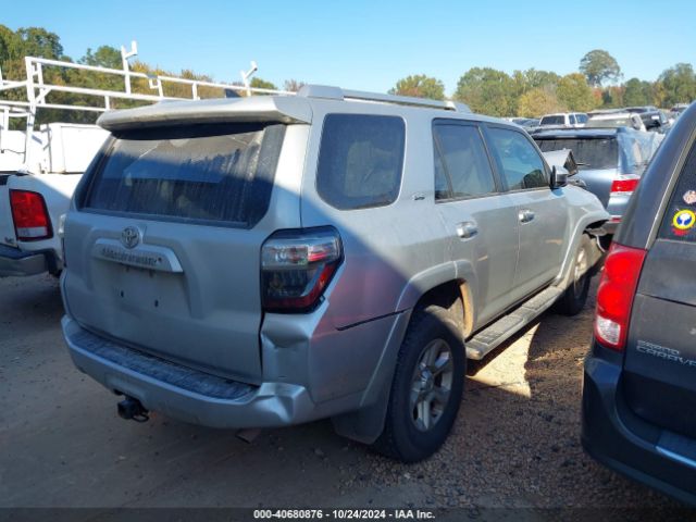 Photo 3 VIN: JTEBU5JR5G5392330 - TOYOTA 4RUNNER 