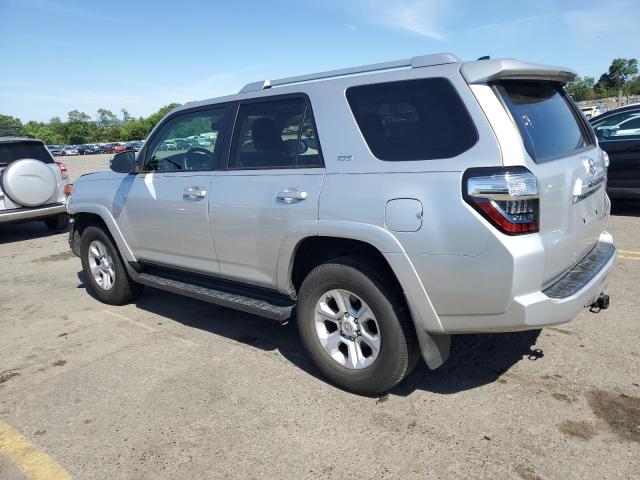 Photo 1 VIN: JTEBU5JR5H5413081 - TOYOTA 4RUNNER SR 