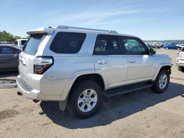 Photo 2 VIN: JTEBU5JR5H5413081 - TOYOTA 4RUNNER SR 