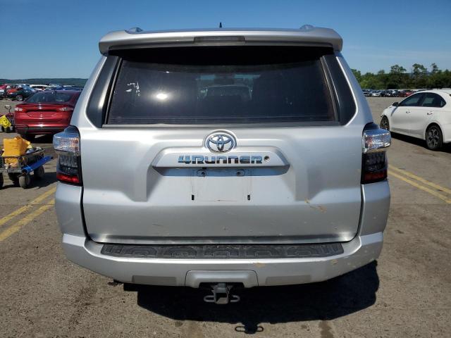 Photo 5 VIN: JTEBU5JR5H5413081 - TOYOTA 4RUNNER SR 