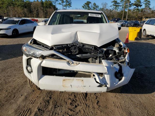 Photo 4 VIN: JTEBU5JR5H5430804 - TOYOTA 4RUNNER 