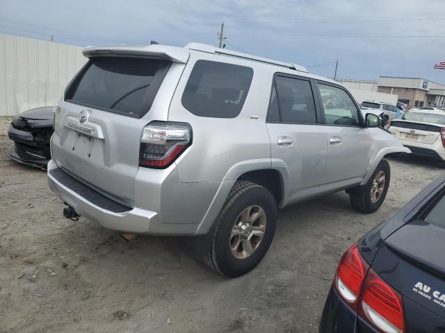 Photo 2 VIN: JTEBU5JR5H5432391 - TOYOTA 4RUNNER 