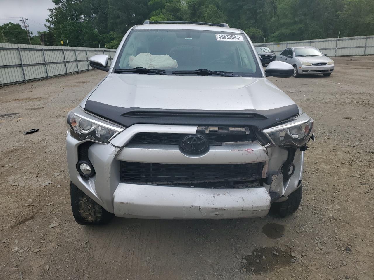 Photo 4 VIN: JTEBU5JR5H5439048 - TOYOTA 4RUNNER 